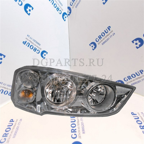 Фара YUTONG левая галогеновая ZK6122 4121-00126C